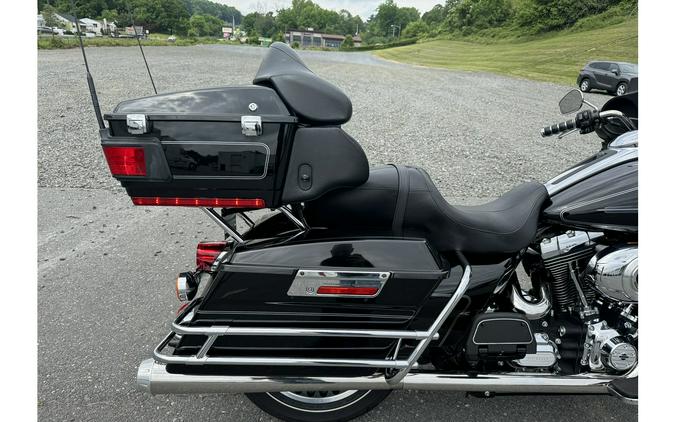 2012 ULTRA CLASSIC - Harley-Davidson®