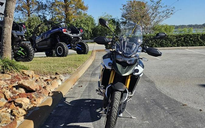 2024 Triumph Tiger 900 Rally Pro Matt Khaki Green / Matt Phanto Rally Pro