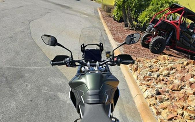 2024 Triumph Tiger 900 Rally Pro Matt Khaki Green / Matt Phanto Rally Pro