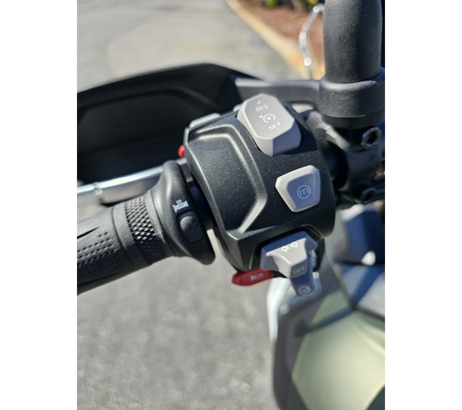 2024 Triumph Tiger 900 Rally Pro Matt Khaki Green / Matt Phanto Rally Pro