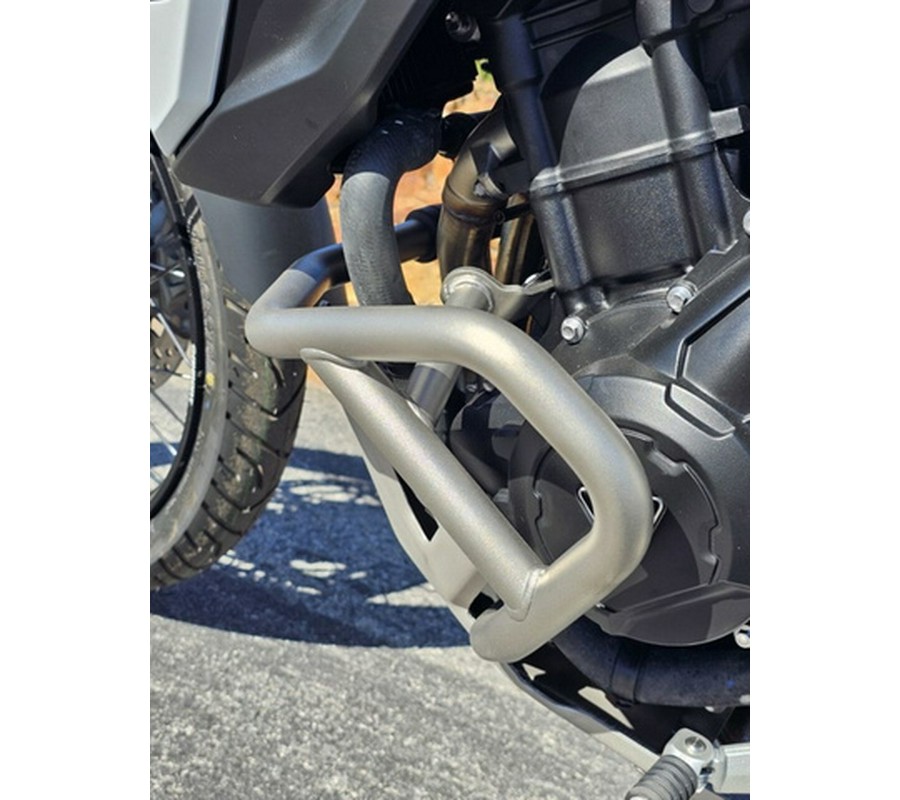 2024 Triumph Tiger 900 Rally Pro Matt Khaki Green / Matt Phanto Rally Pro