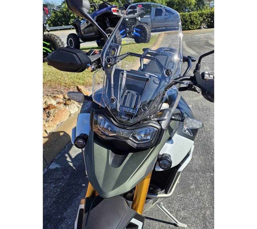2024 Triumph Tiger 900 Rally Pro Matt Khaki Green / Matt Phanto Rally Pro