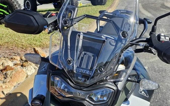 2024 Triumph Tiger 900 Rally Pro Matt Khaki Green / Matt Phanto Rally Pro