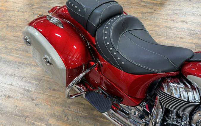 2026 Indian Springfield Sunset Red Metallic / Silver Quartz M