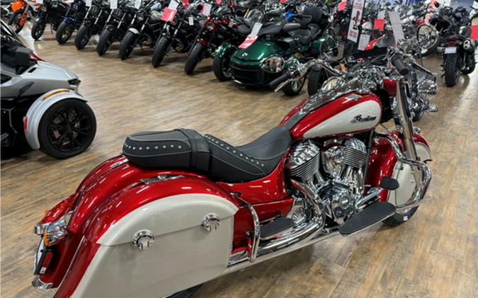 2026 Indian Springfield Sunset Red Metallic / Silver Quartz M