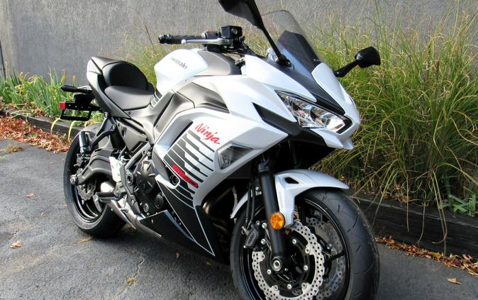 2026 Kawasaki Ninja® 650 ABS