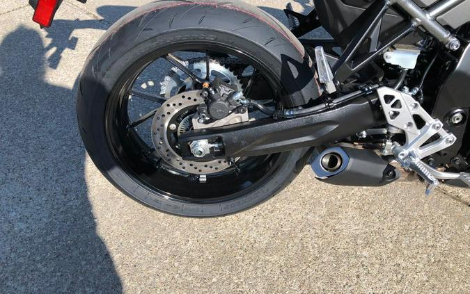 2025 Suzuki GSX-S 8R