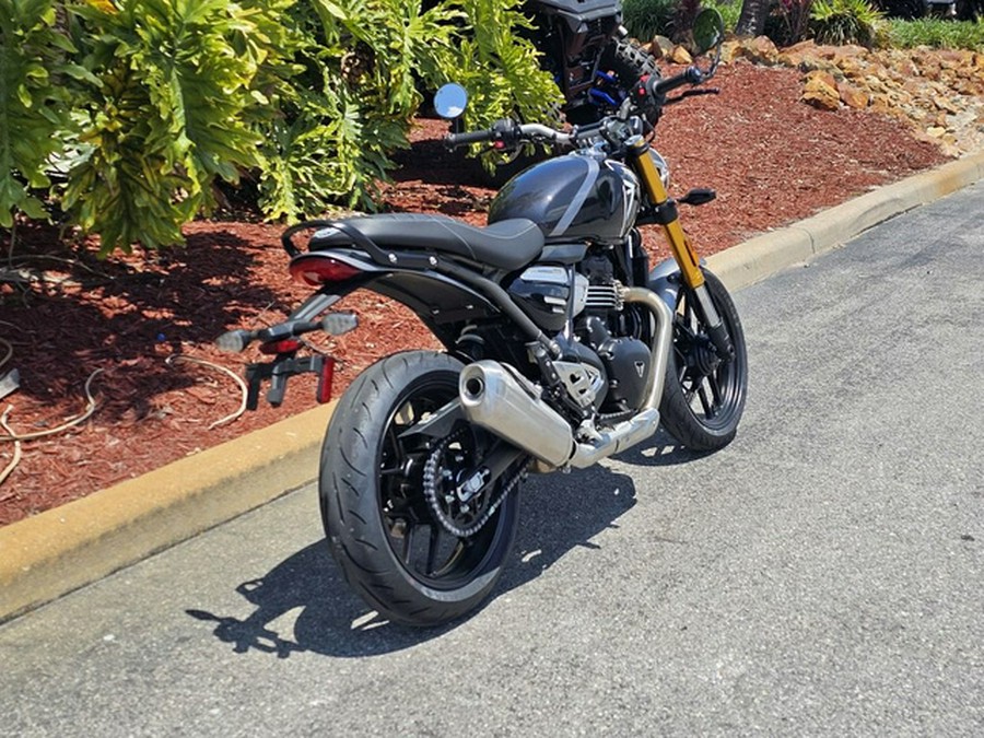 2025 Triumph Speed 400 Phantom Black / Storm Grey Carnival Red Storm Grey