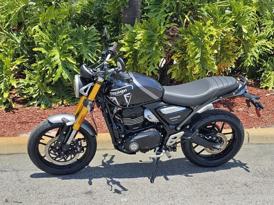 2025 Triumph Speed 400 Phantom Black / Storm Grey Carnival Red Storm Grey