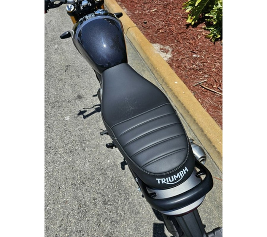 2025 Triumph Speed 400 Phantom Black / Storm Grey Carnival Red Storm Grey