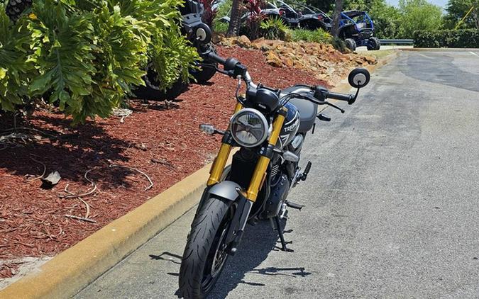 2025 Triumph Speed 400 Phantom Black / Storm Grey Carnival Red Storm Grey