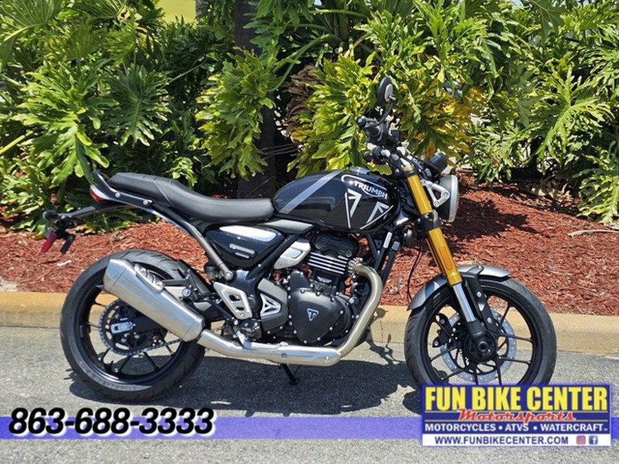 2025 Triumph Speed 400 Phantom Black / Storm Grey Carnival Red Storm Grey