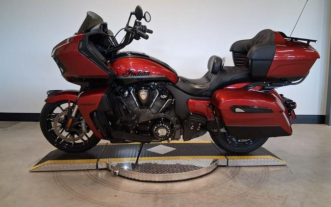 2023 Indian Motorcycle® PURSUIT DH PREM,
