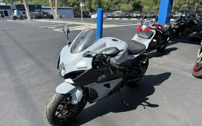 2022 Suzuki GSX-R 1000