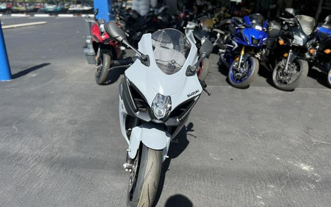 2022 Suzuki GSX-R 1000