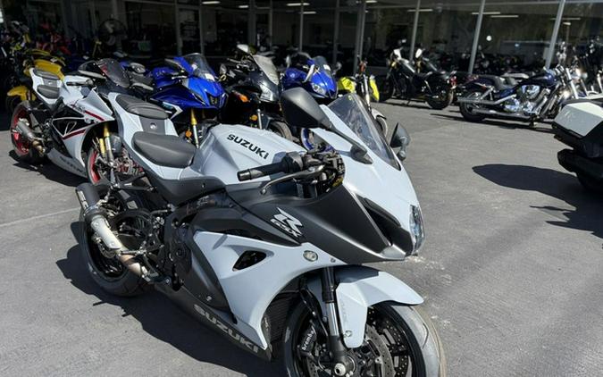 2022 Suzuki GSX-R 1000