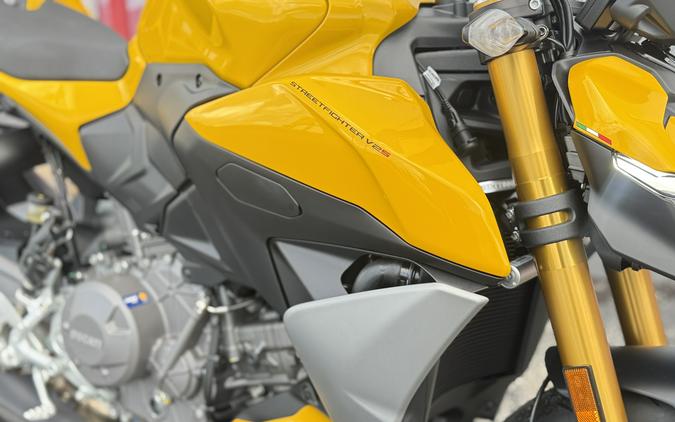 2027 Ducati Streetfighter V2 S Ducati Yellow