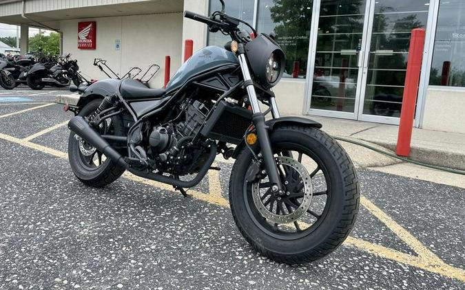 2020 Honda Rebel 300 Review (16 Fast Facts For City Cruising)