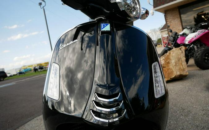 2023 Vespa GTS Super 300 Super 300 Tech