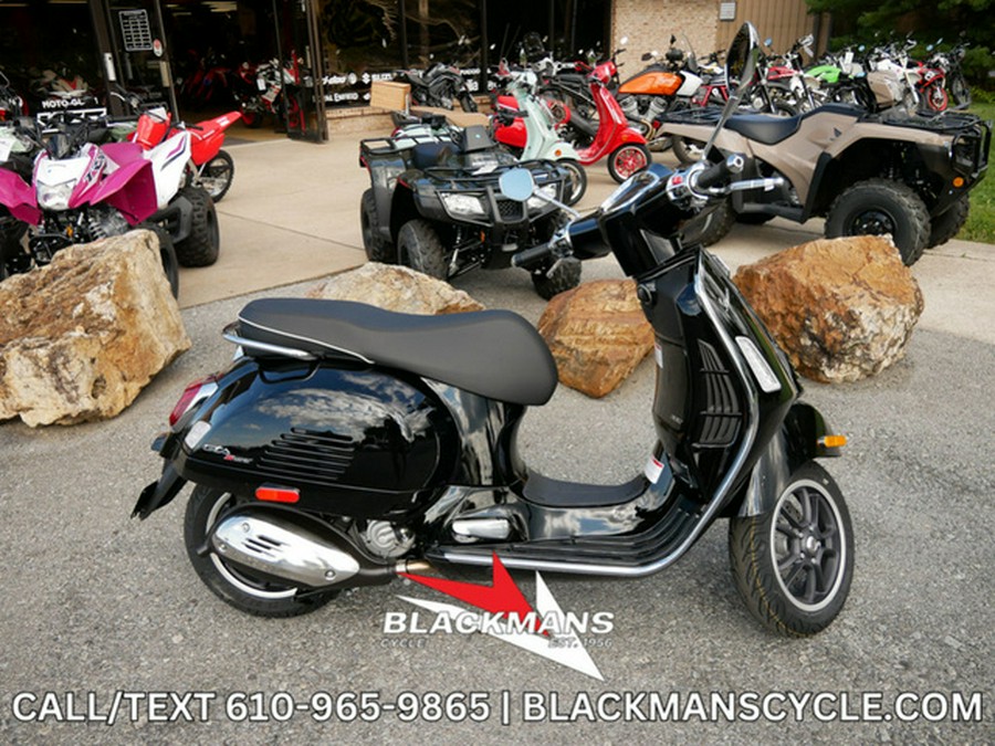 2023 Vespa GTS Super 300 Super 300 Tech