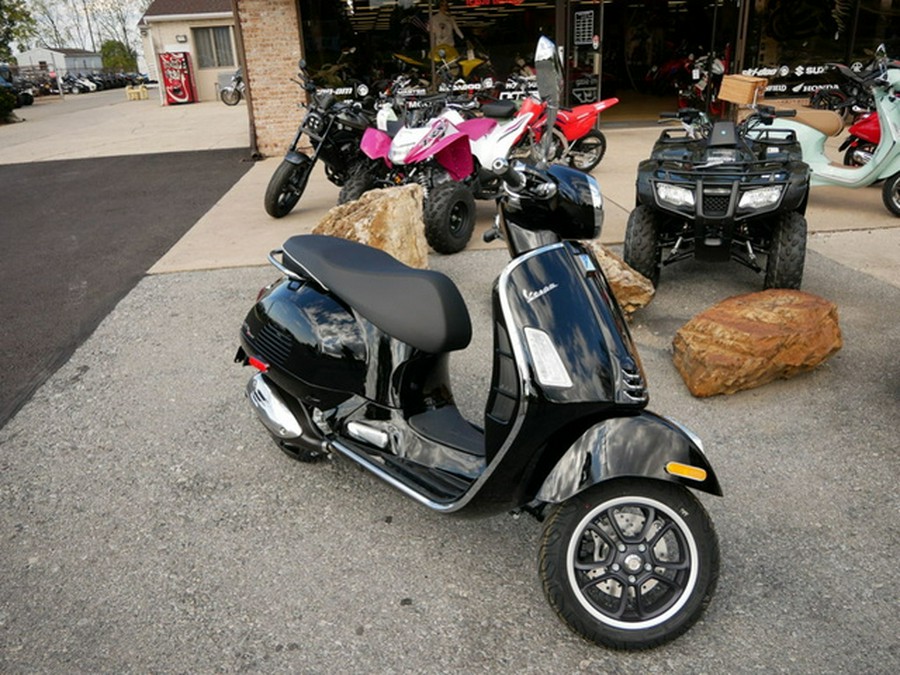 2023 Vespa GTS Super 300 Super 300 Tech