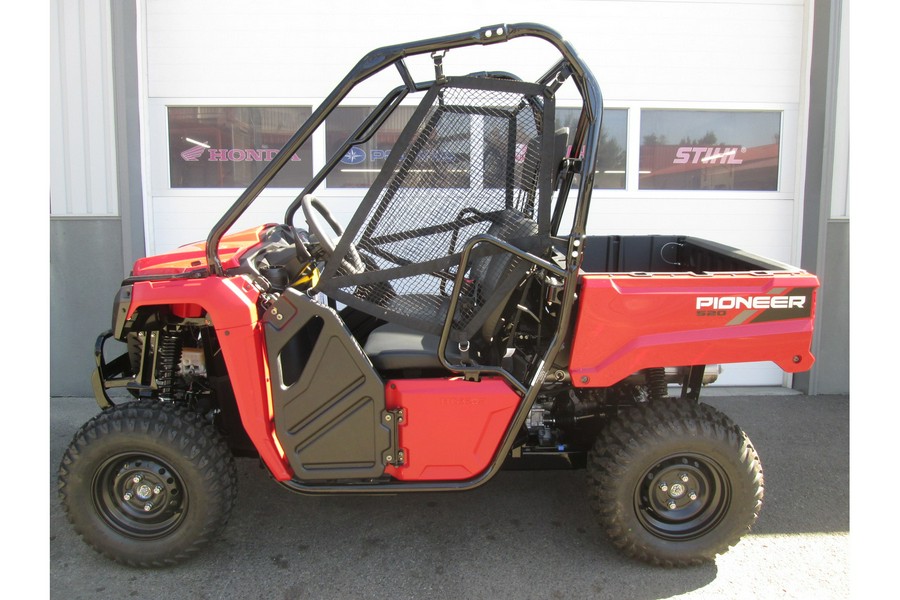 2025 Honda Pioneer 520