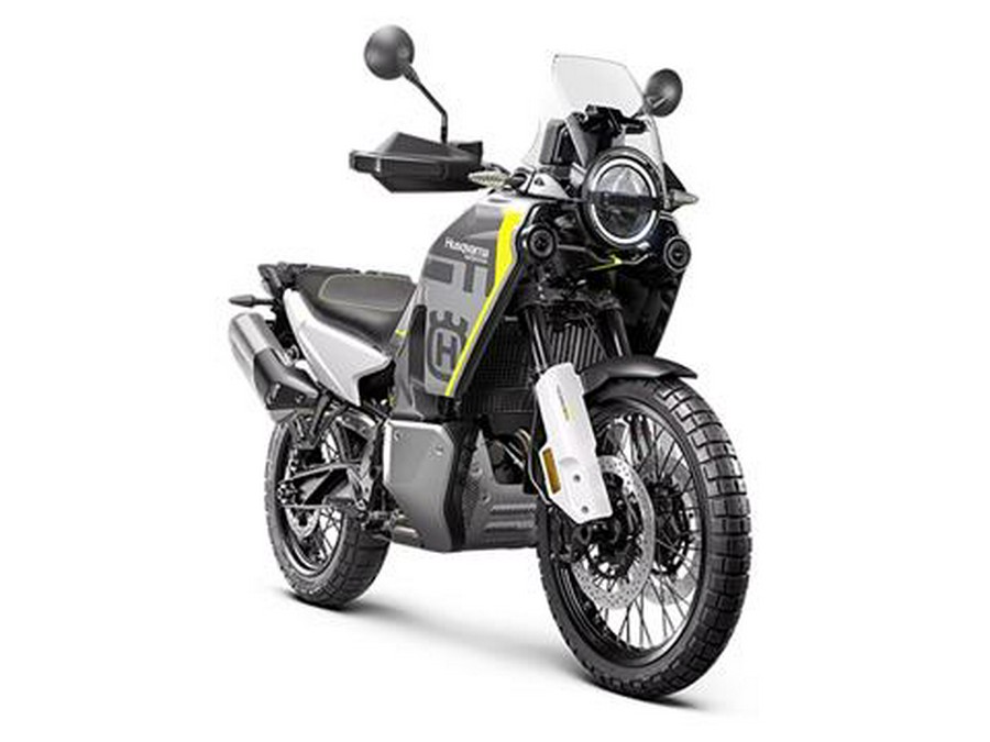 2025 Husqvarna Norden 901