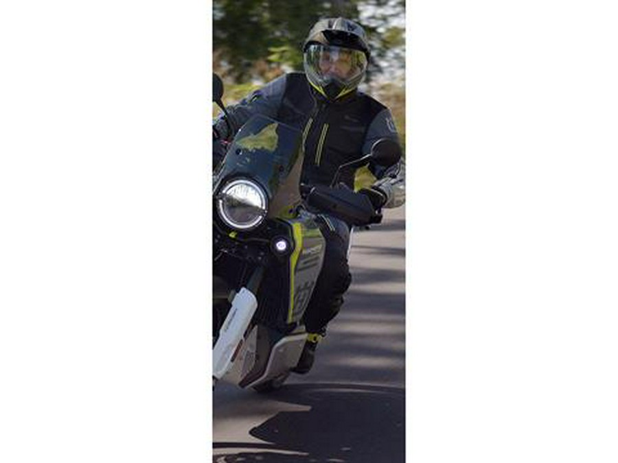 2025 Husqvarna Norden 901