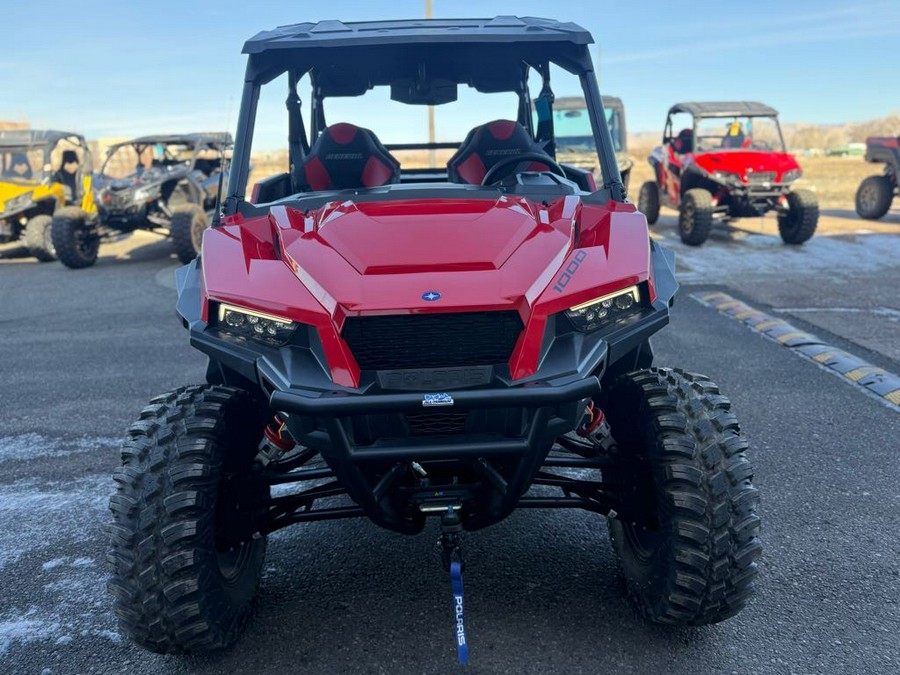 2025 Polaris GENERAL XP 4 1000 Ultimate - Indy Red