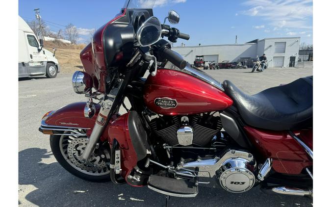 2013 ULTRA CLASSIC - Harley-Davidson®