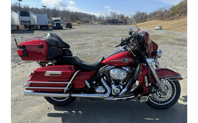 2013 ULTRA CLASSIC - Harley-Davidson®