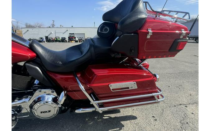 2013 ULTRA CLASSIC - Harley-Davidson®