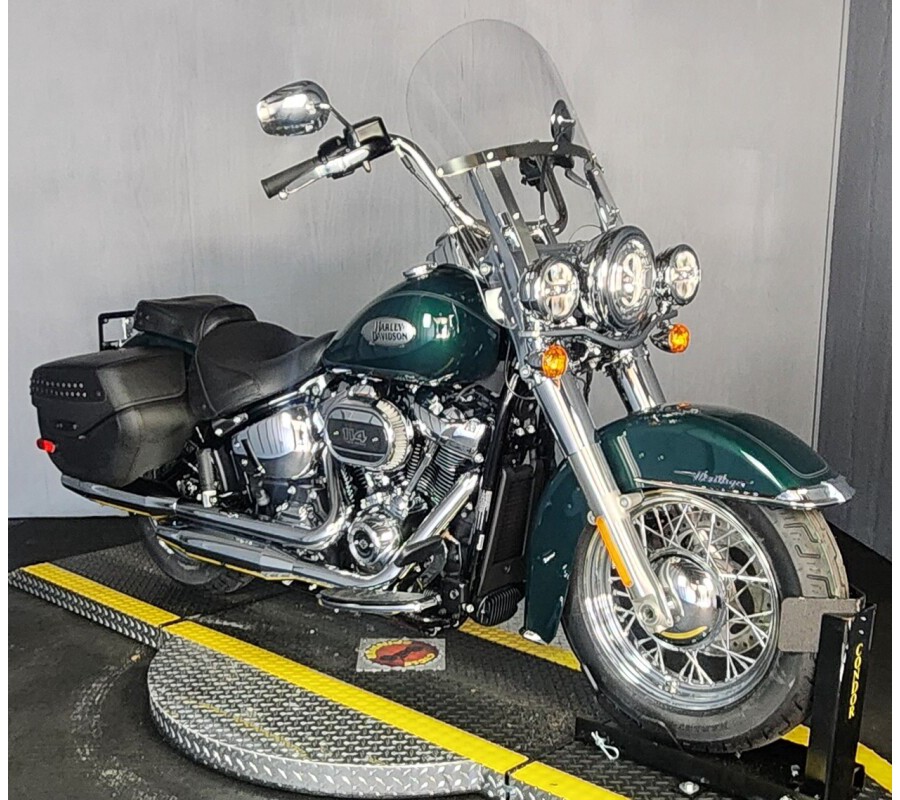 2024 Harley-Davidson Heritage Classic FLHCS ALPINE GREEN W/ PINSTRIPE