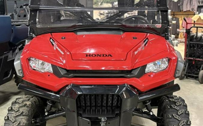 2025 Honda Pioneer 1000-6 Deluxe Crew