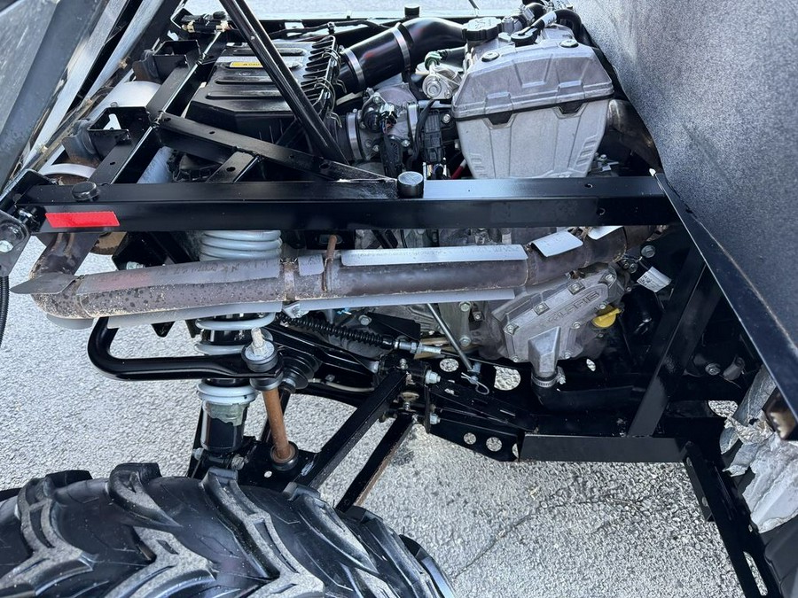 2014 Polaris® Ranger Crew® 570 EPS Burgundy Metallic LE