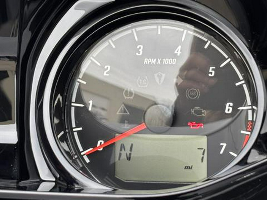 2026 Indian Motorcycle Challenger® Dark Horse®