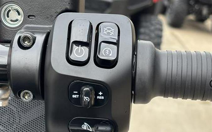 2026 Indian Motorcycle Challenger® Dark Horse®