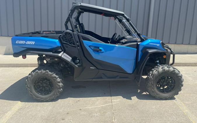 2023 Can-Am Commander XT 700