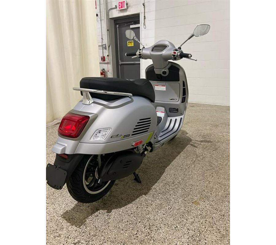 2024 Vespa GTS Super 300 Tech