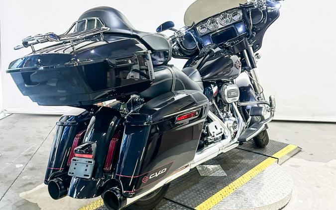 2020 Harley-Davidson® FLHXSE - CVO™ Street Glide®