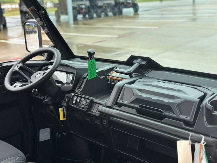 2025 Can-Am Defender MAX X Mr With Half-Doors HD10 Wildland Ca