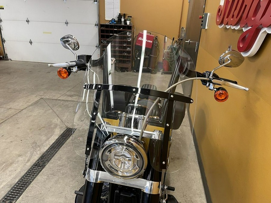 2019 Harley-Davidson Softail FLSL - Softail Slim