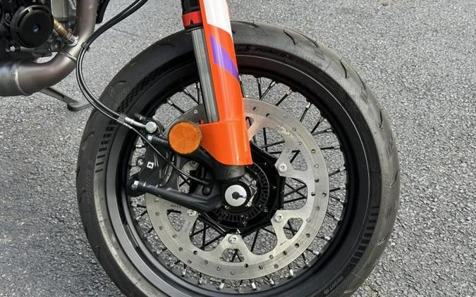 2026 KTM 390 SMC R