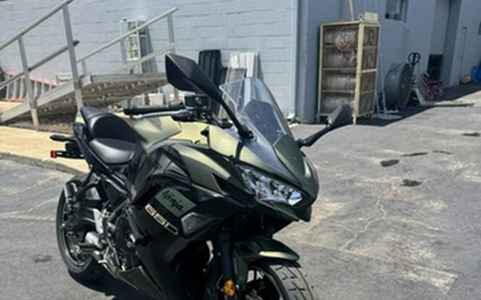 2024 Kawasaki Ninja 650 KRT Edition ABS