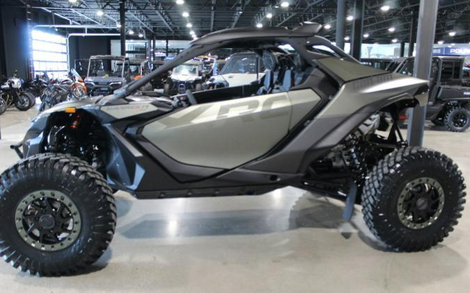 2026 Can-Am Maverick R X rc