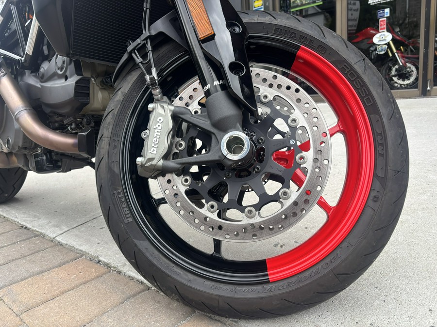 2025 Ducati Hypermotard 950 RVE - 3810U