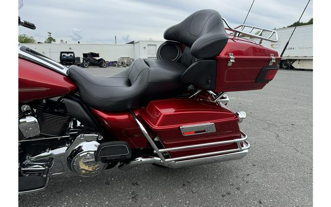 2013 ULTRA CLASSIC - Harley-Davidson®