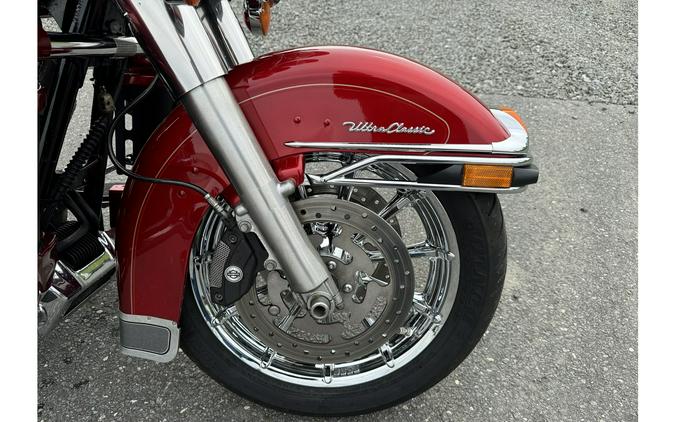 2013 ULTRA CLASSIC - Harley-Davidson®