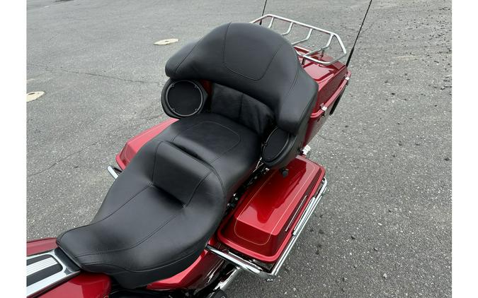 2013 ULTRA CLASSIC - Harley-Davidson®