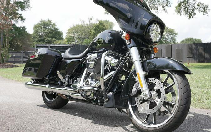 2023 Harley-Davidson® FLHX - Street Glide®